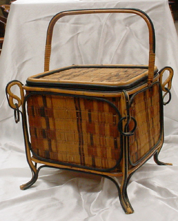 Another view of the basket.